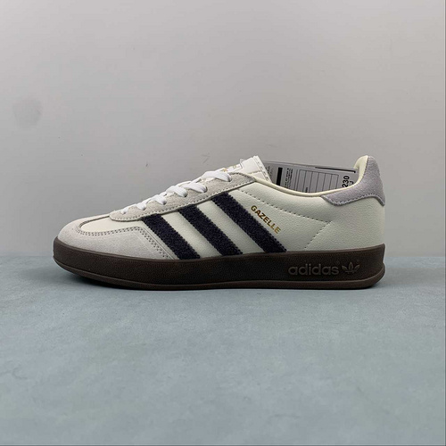 Q  Adidas GAZELLE  IH8548  36-45